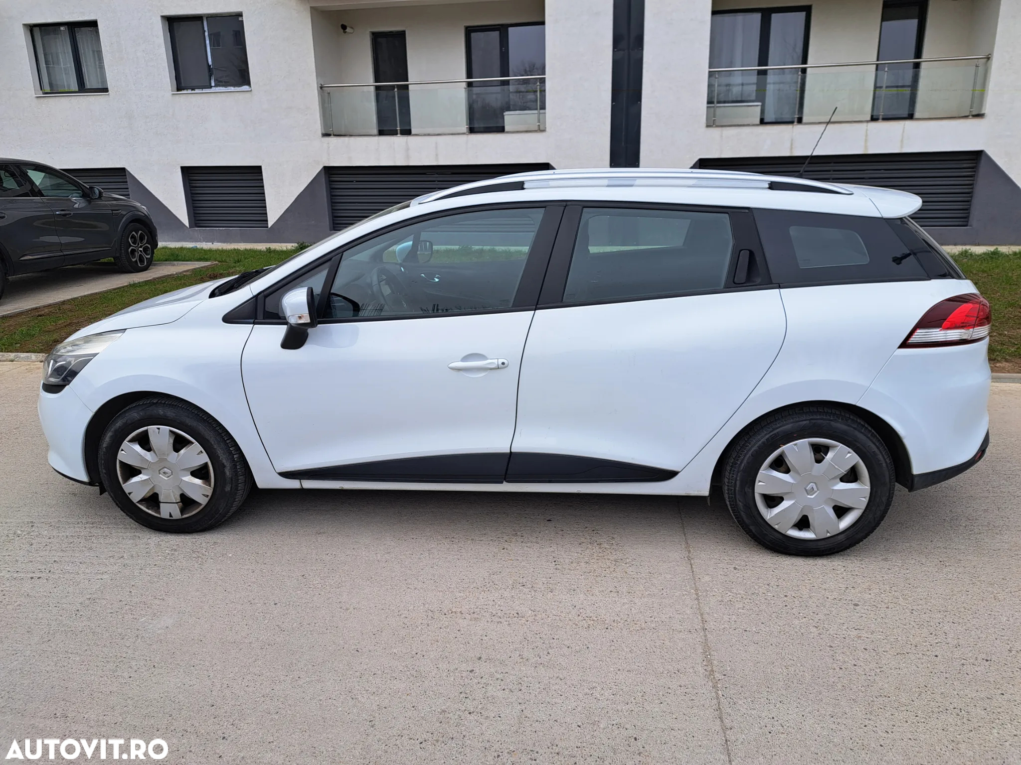Renault Clio Estate 1.2 Expression - 2
