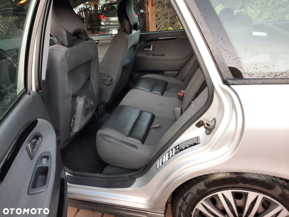 Volvo V40 - 5