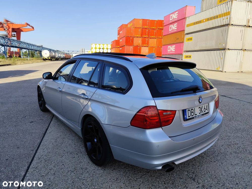 BMW Seria 3 318d DPF Edition Sport - 3