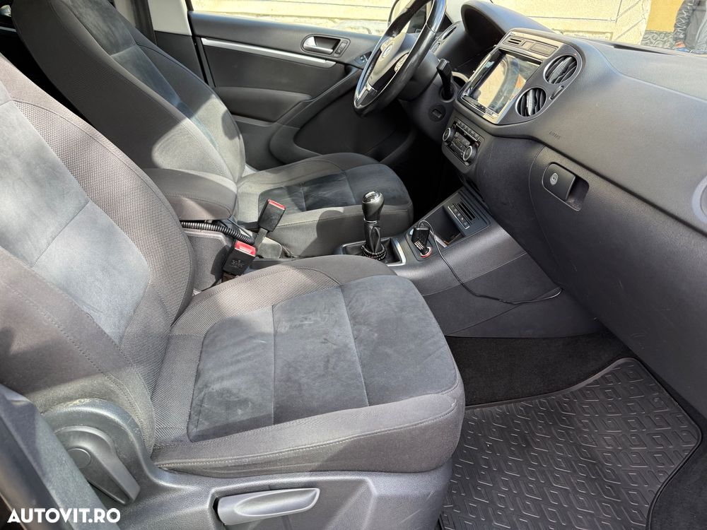 Volkswagen Tiguan - 8