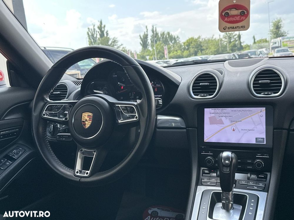 Porsche Boxster - 15