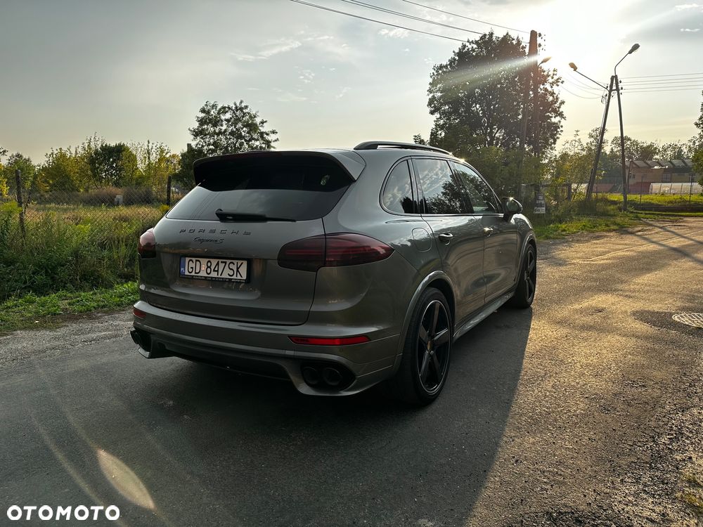 Porsche Cayenne S Diesel - 7