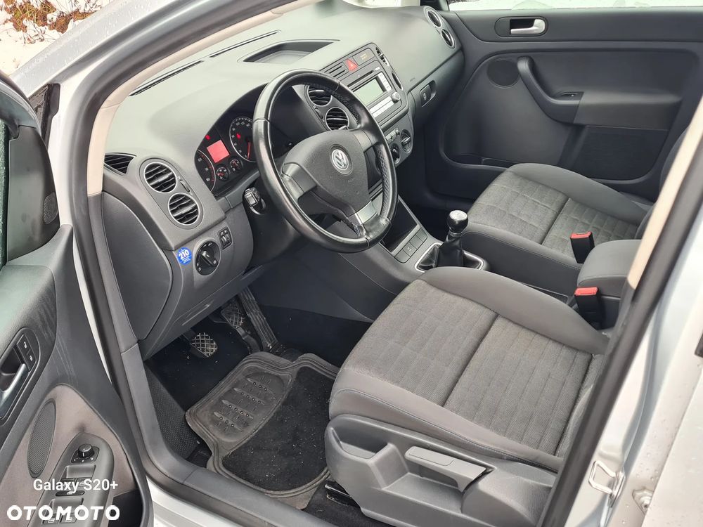 Volkswagen Golf Plus - 10