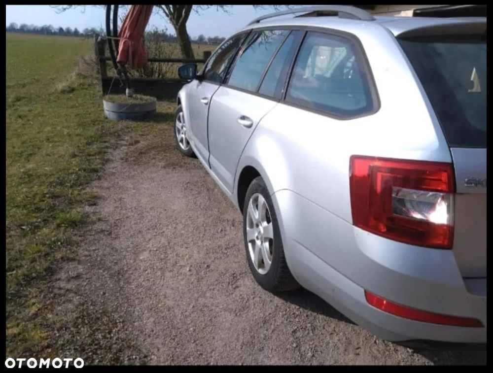Skoda Octavia 2.0 TDI (Green tec) Ambition - 5