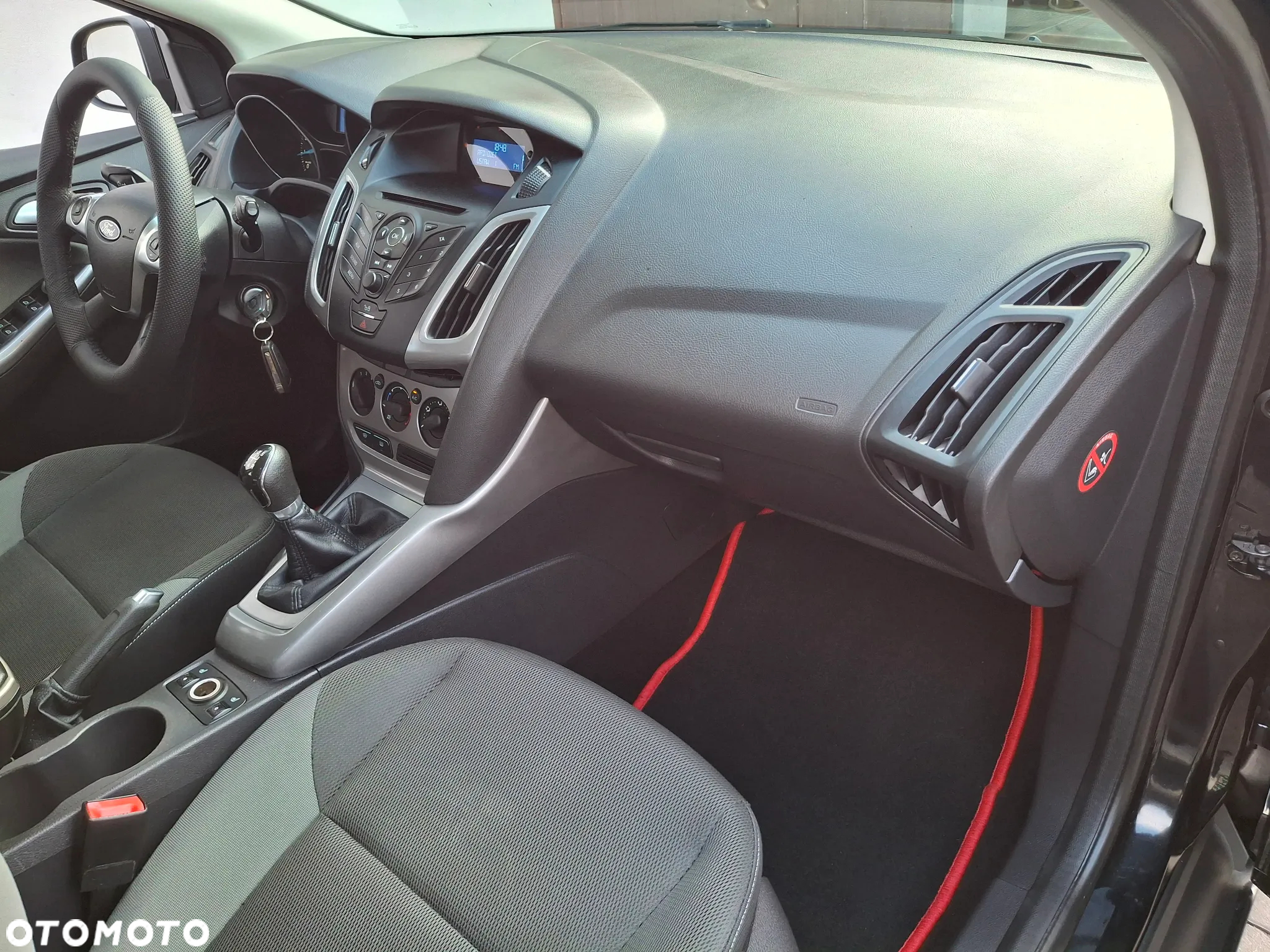 Ford Focus 1.6 Ambiente - 16