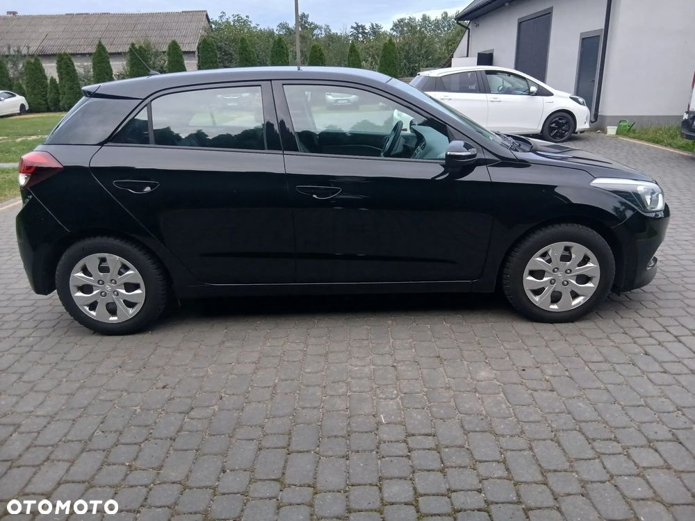 Hyundai i20 1.2 Passion - 6
