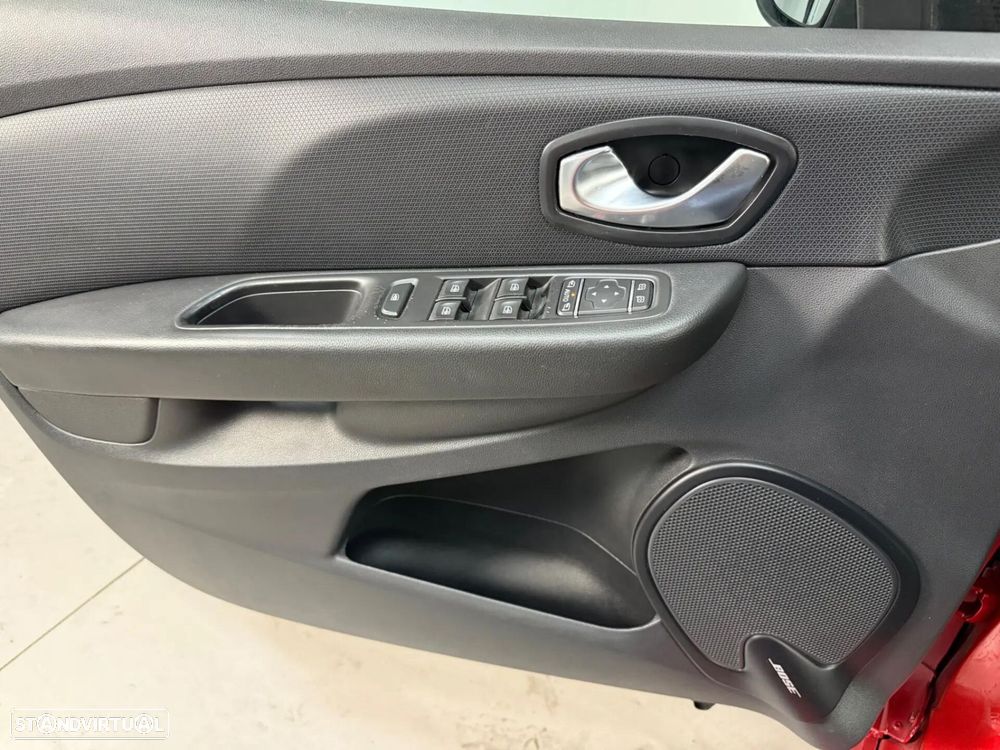 Renault Clio 1.6 T RS Trophy EDC - 14