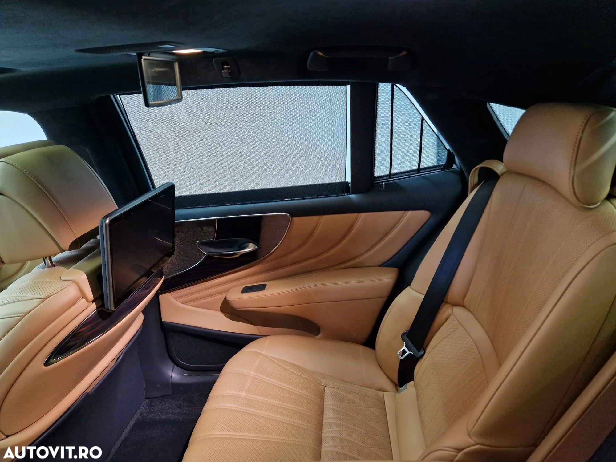 Lexus Seria LS - 29