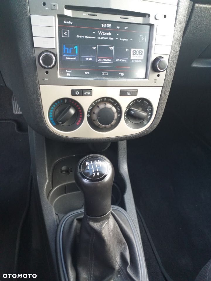 Opel Corsa - 8