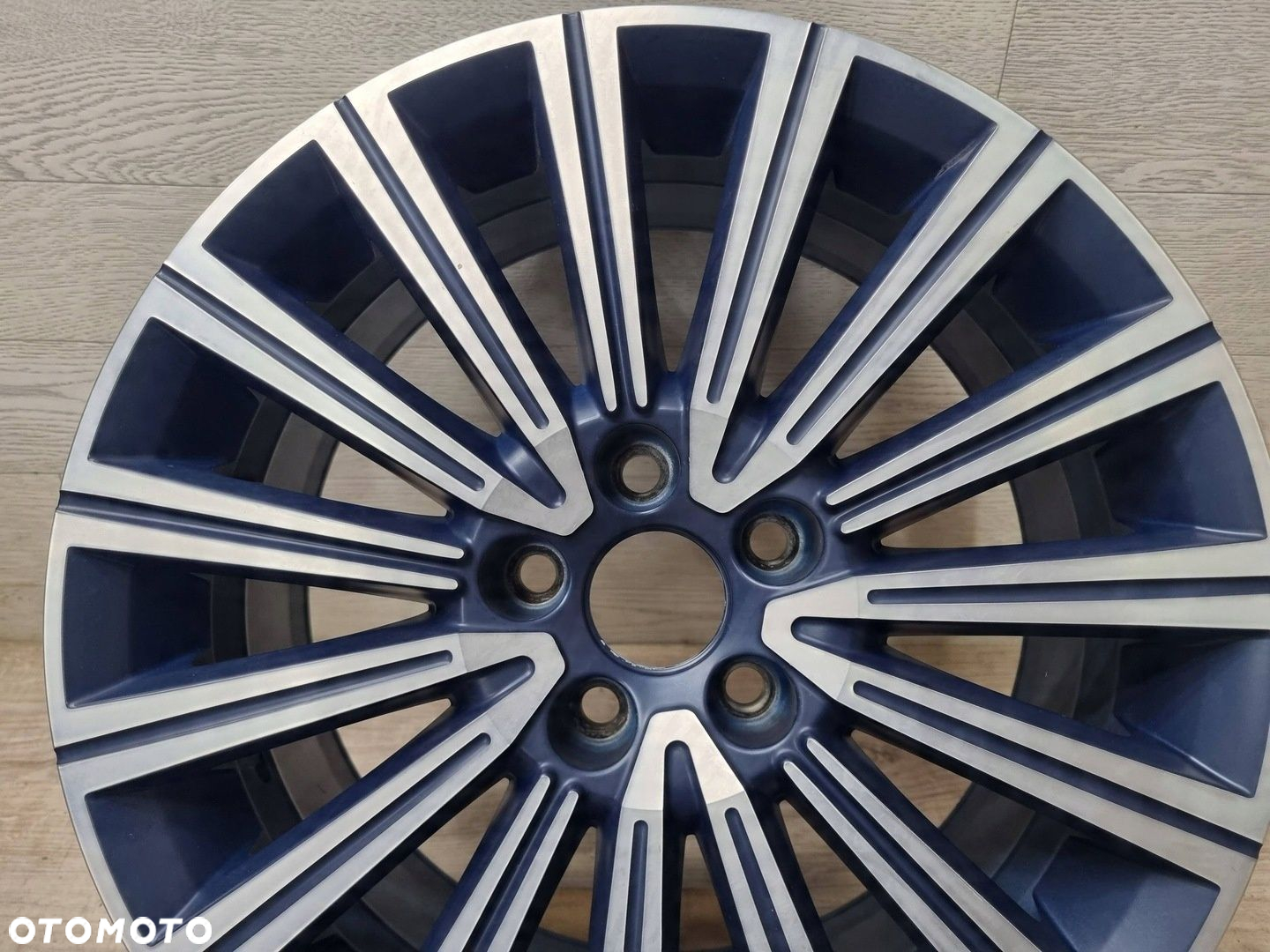 Felga Seat Ibiza IV 7Jx16H2 Et43 5x100 6P0601025D - 5