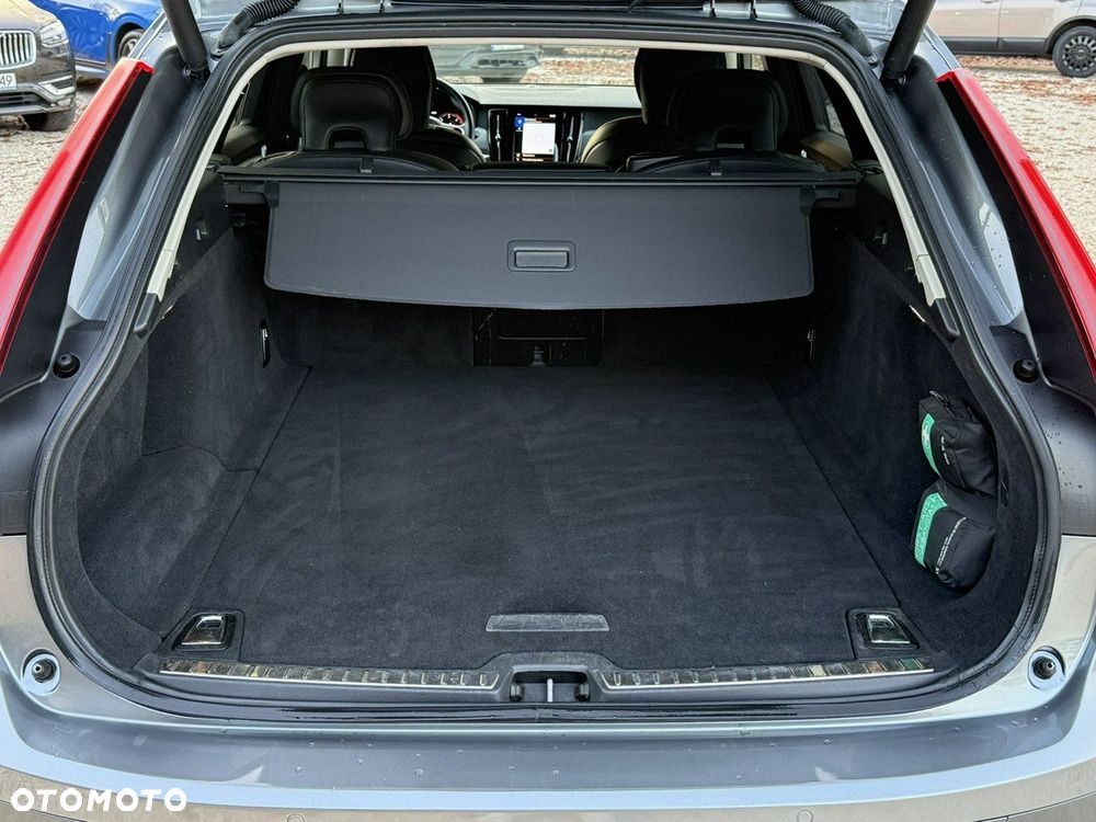 Volvo V90 Cross Country D5 SCR AWD Pro - 20