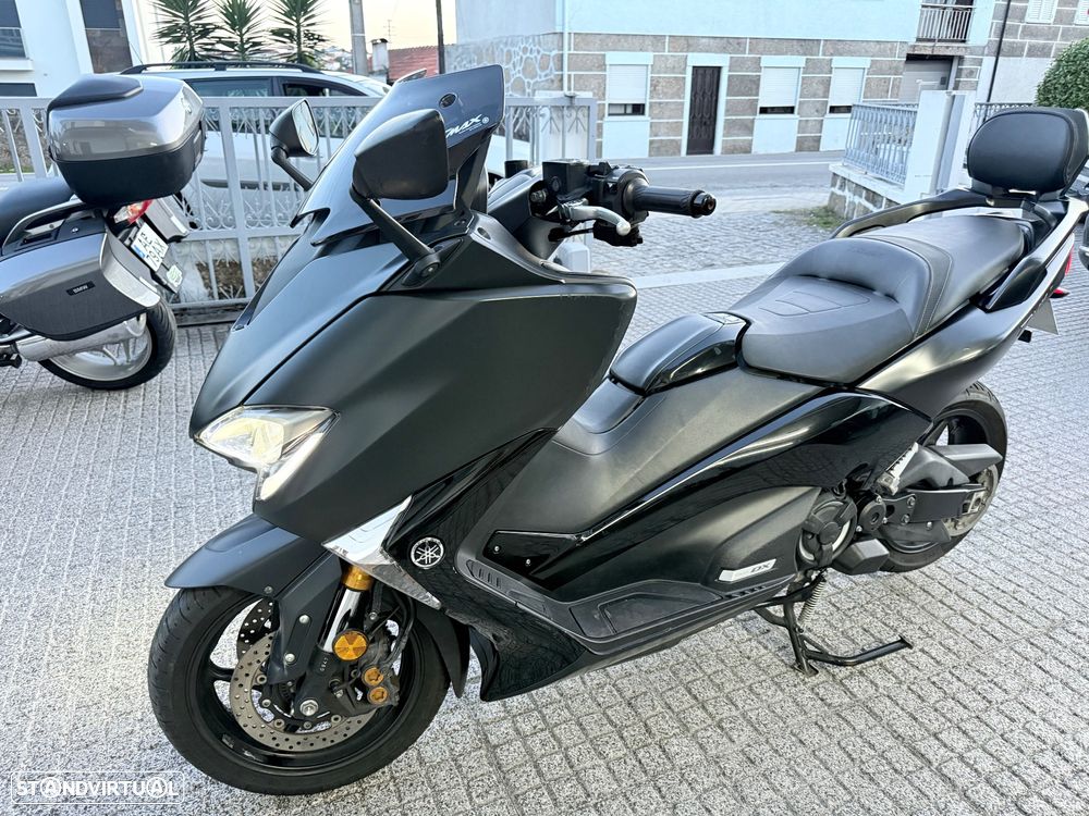 Yamaha TMAX - 4