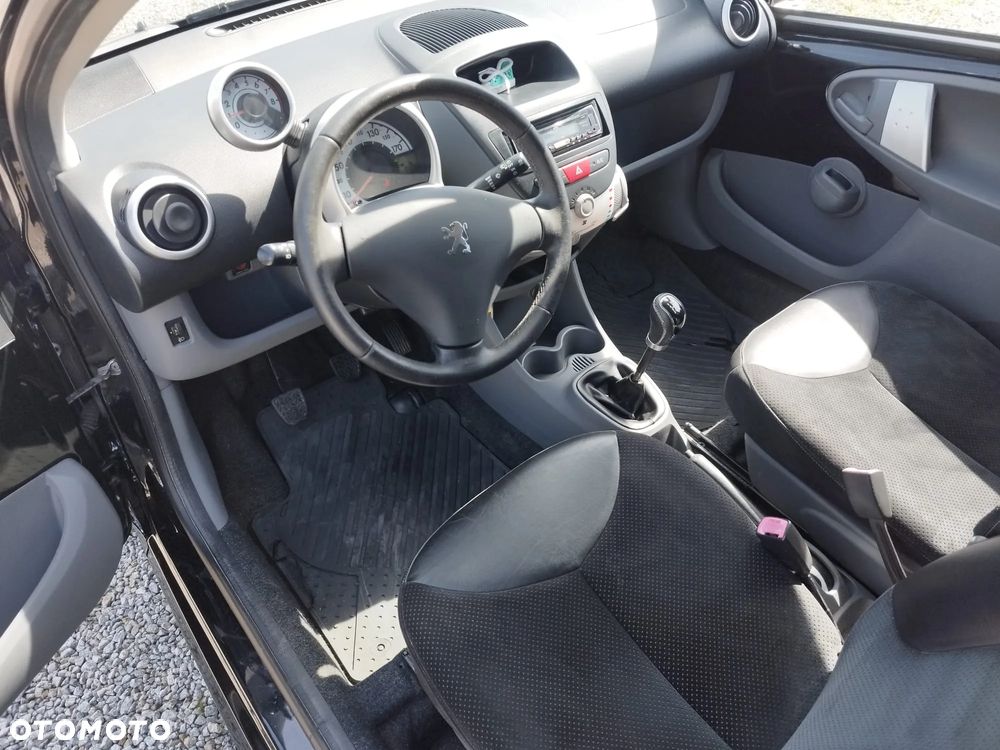Peugeot 107 - 10