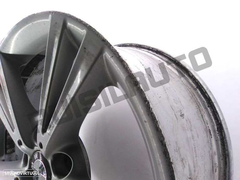 Jante Alumínio R18 679_6213 Bmw 1 (f20) [2011_2019] 118d - 2