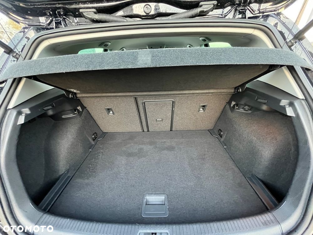 Volkswagen Golf 1.6 TDI BMT Highline - 19