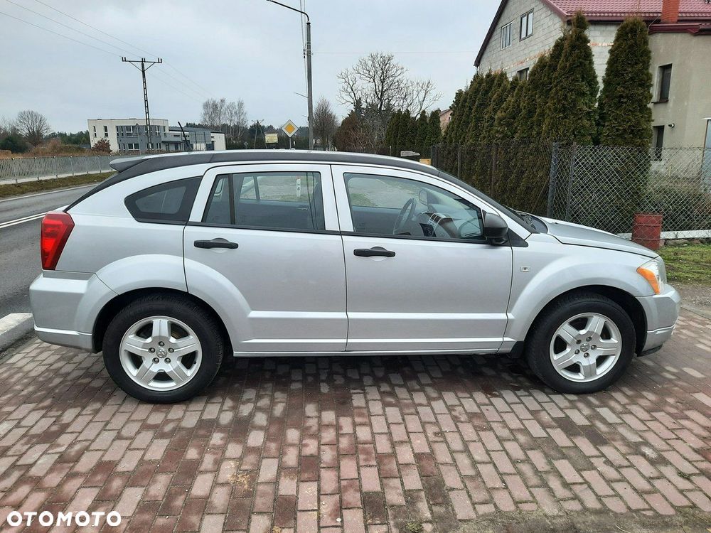 Dodge Caliber - 4