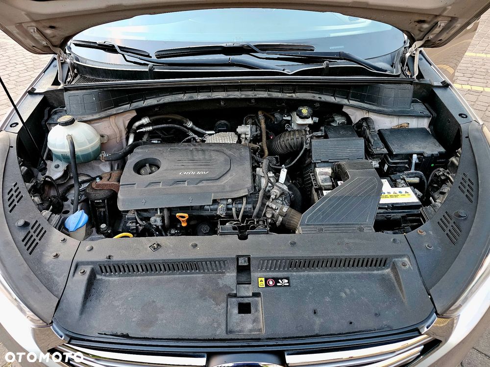 Hyundai Tucson 1.7 CRDI BlueDrive GO 2WD DCT - 34