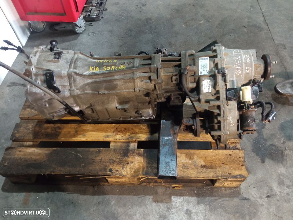 Caixa de velocidades  automática Kia Sorento 2.5 CRDi 4x4 REF: X4BA4C - 3
