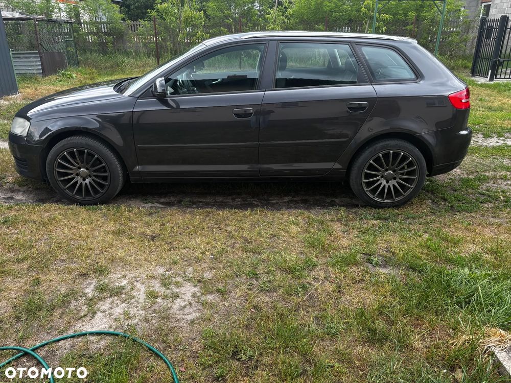 Audi A3 Sportback - 3