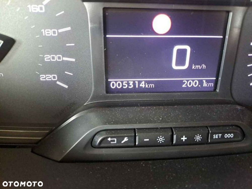 Peugeot Rifter - 8