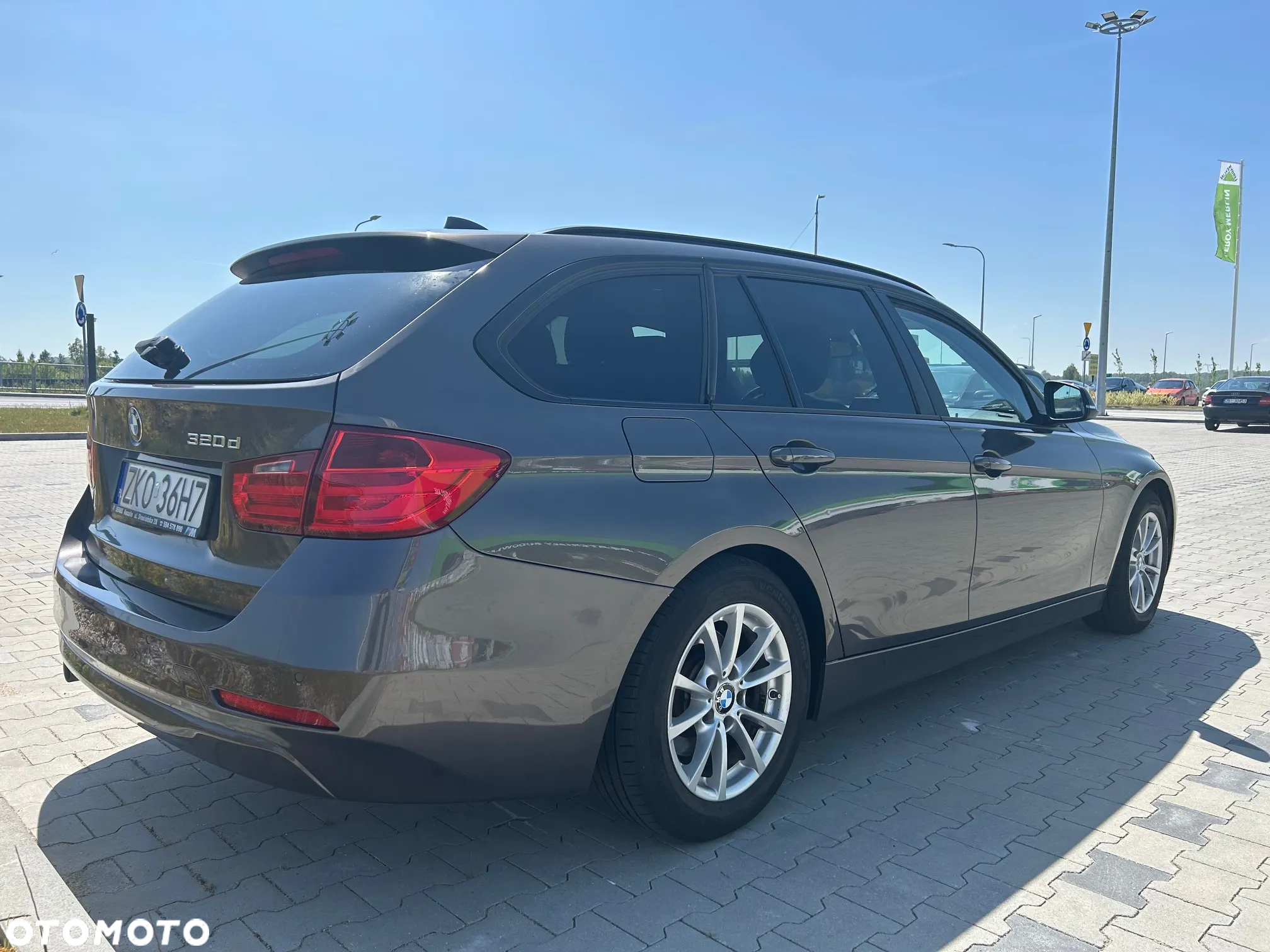 BMW Seria 3 320d Efficient Dynamics - 8