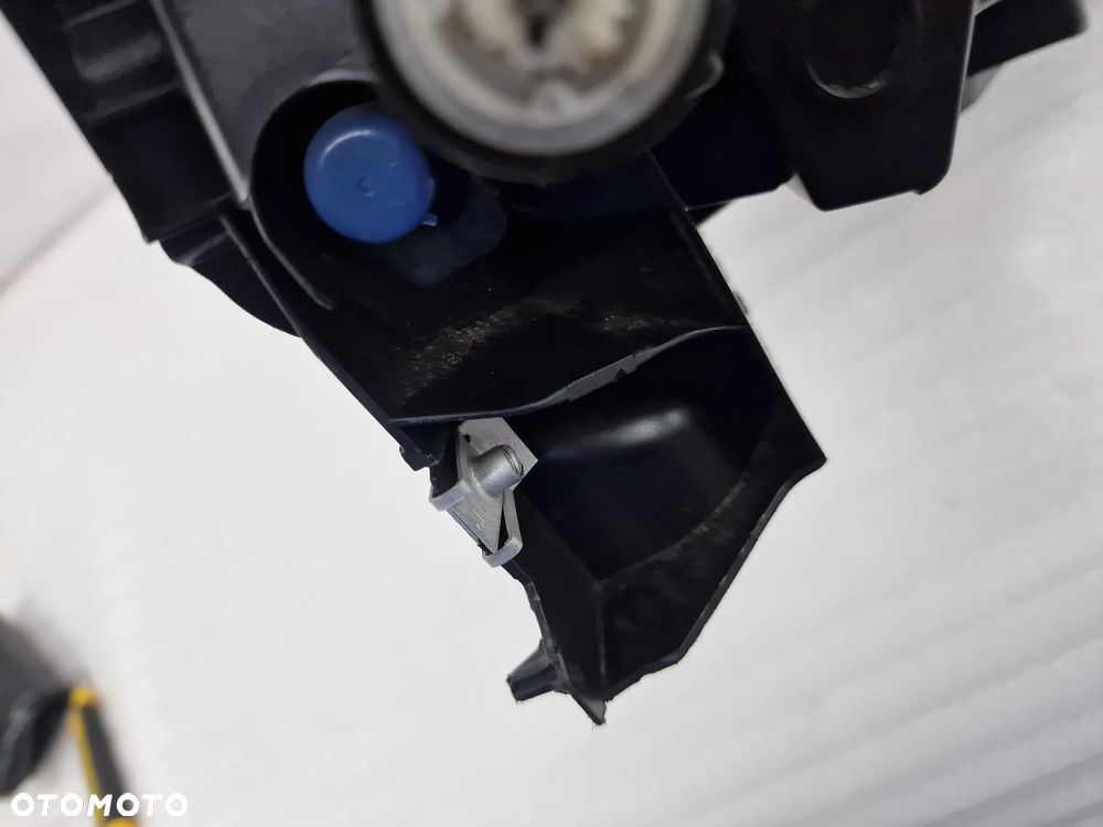 NISSAN NV200 / E-NV200 13- LEWA LAMPA PRZEDNIA PRZÓD , NR AUKCJI LA341 - 16