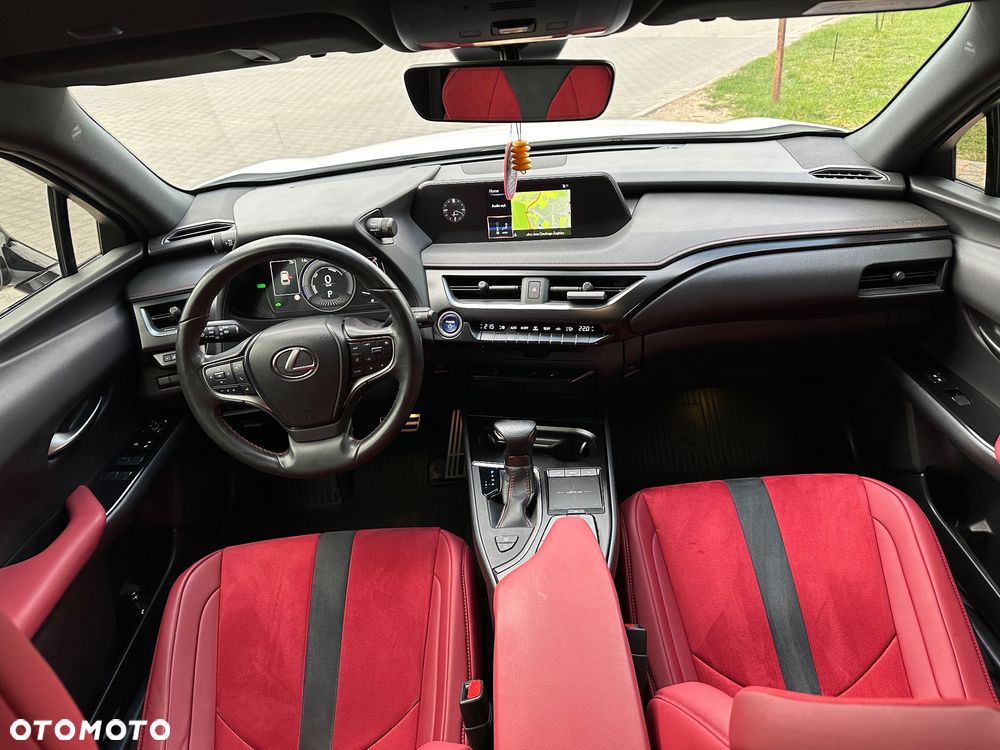 Lexus UX 250h Executive Line - 16