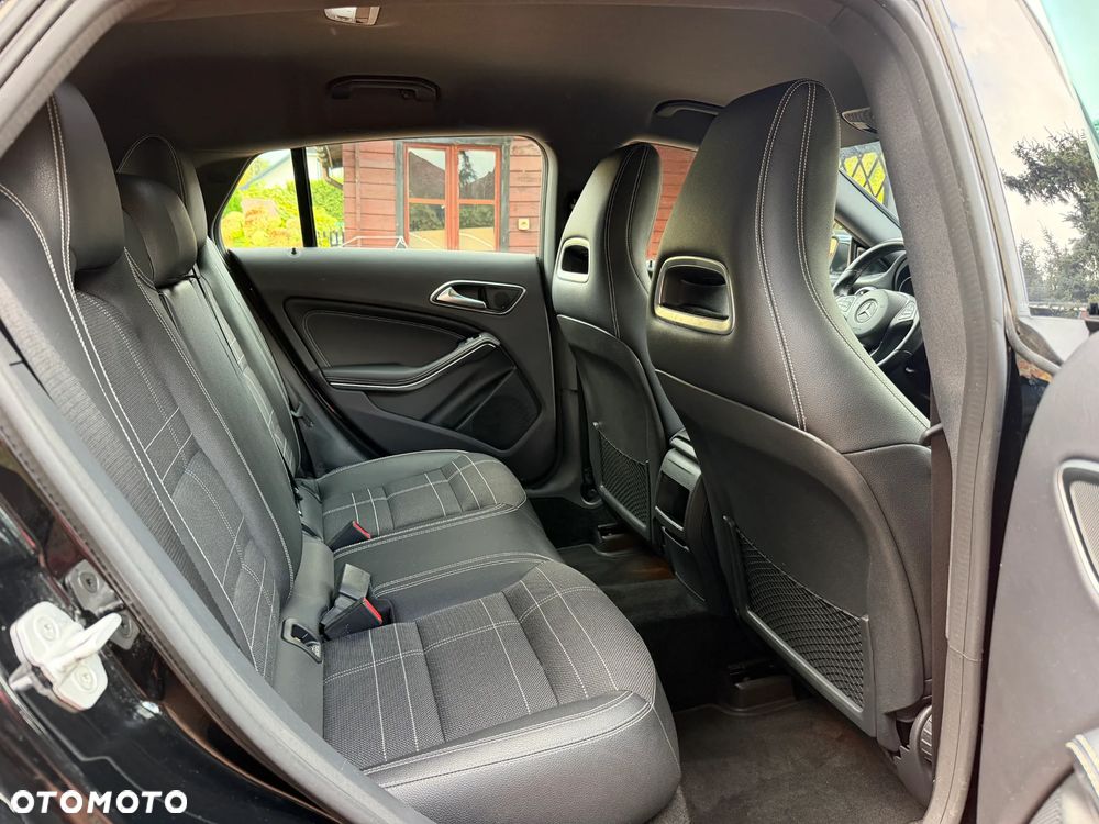 Mercedes-Benz CLA 2015