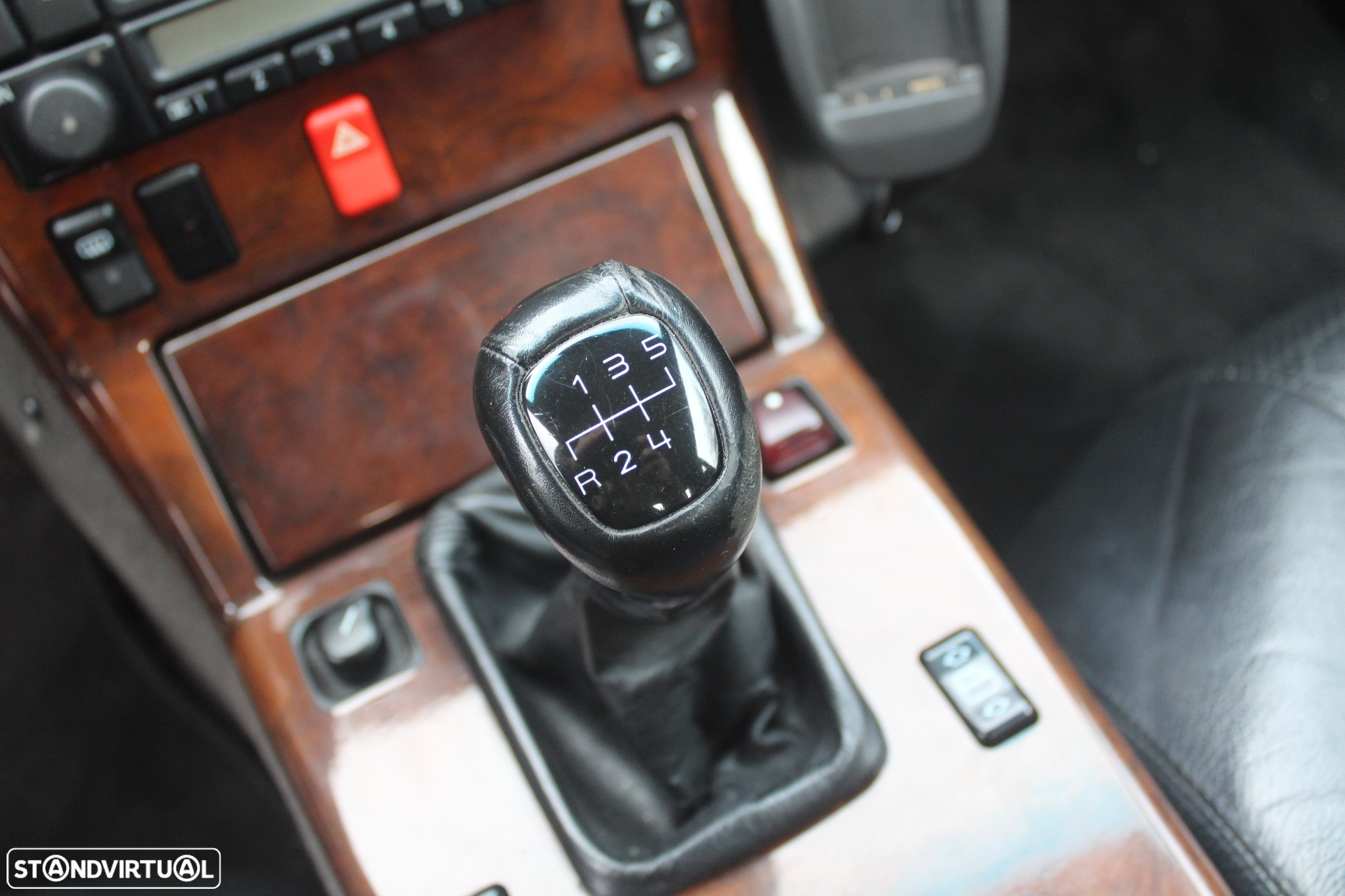 Mercedes-Benz SL 280 Standard - 12