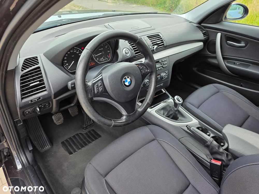 BMW Seria 1 - 13