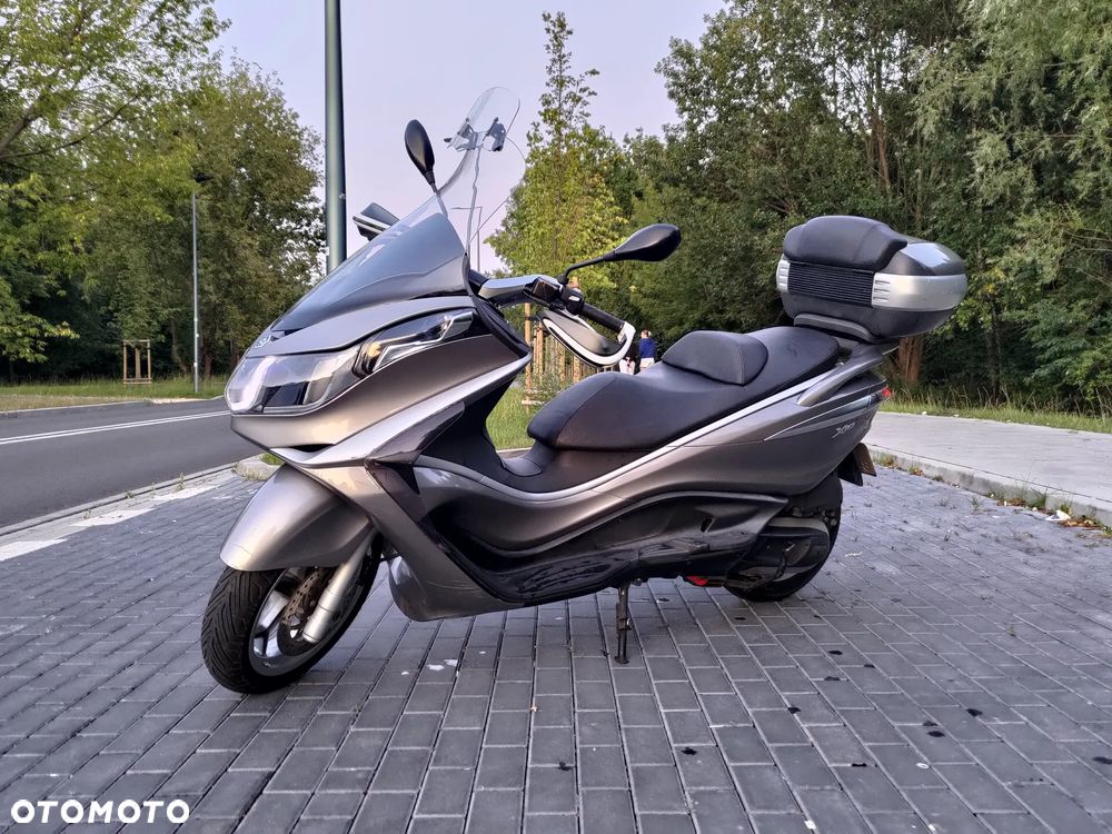 Piaggio X10 - 3
