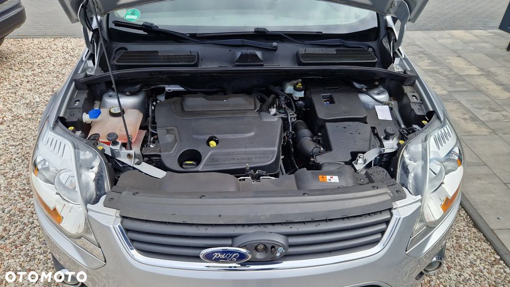 Ford Kuga 2.0 TDCi 2x4 Champions Edition - 28