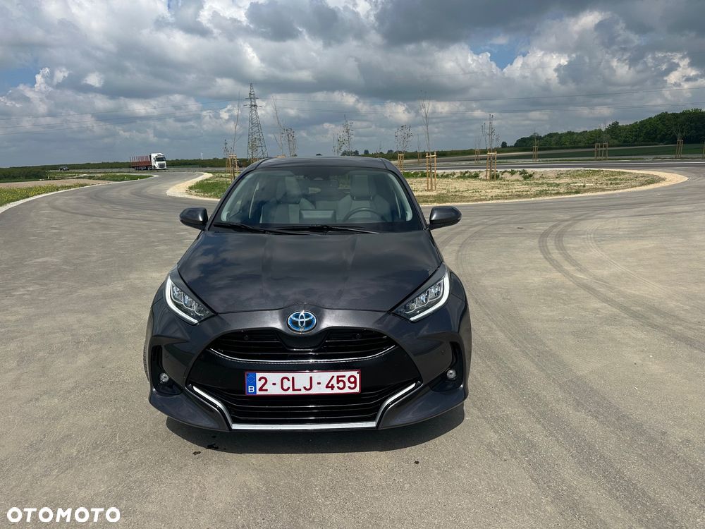 Toyota Yaris Hybrid 1.5 Premiere Edition - 3