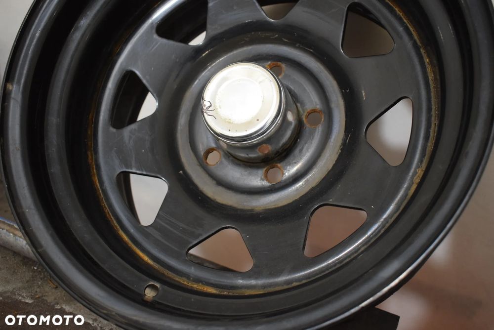 Felga stalowa 8'' 15'' R15 5x114,3 otw. centr. 84mm - 4