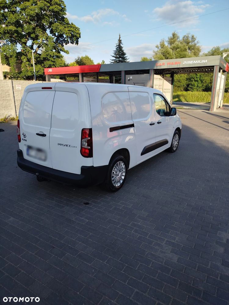 Toyota Proace City - 4