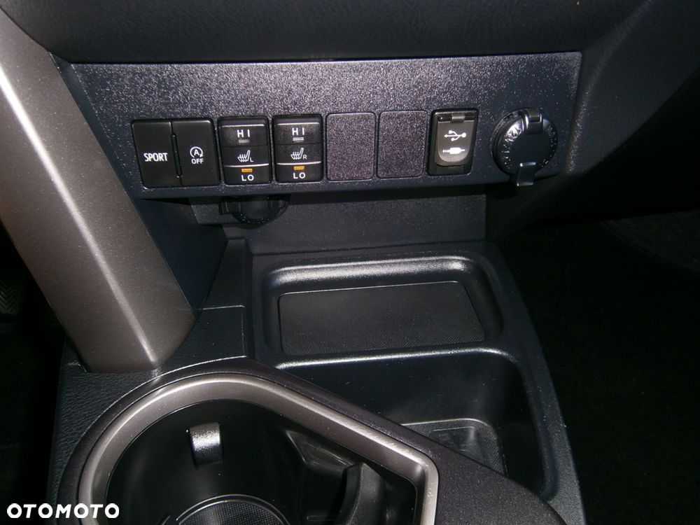 Toyota RAV4 2.0 Prestige 4x4 - 13