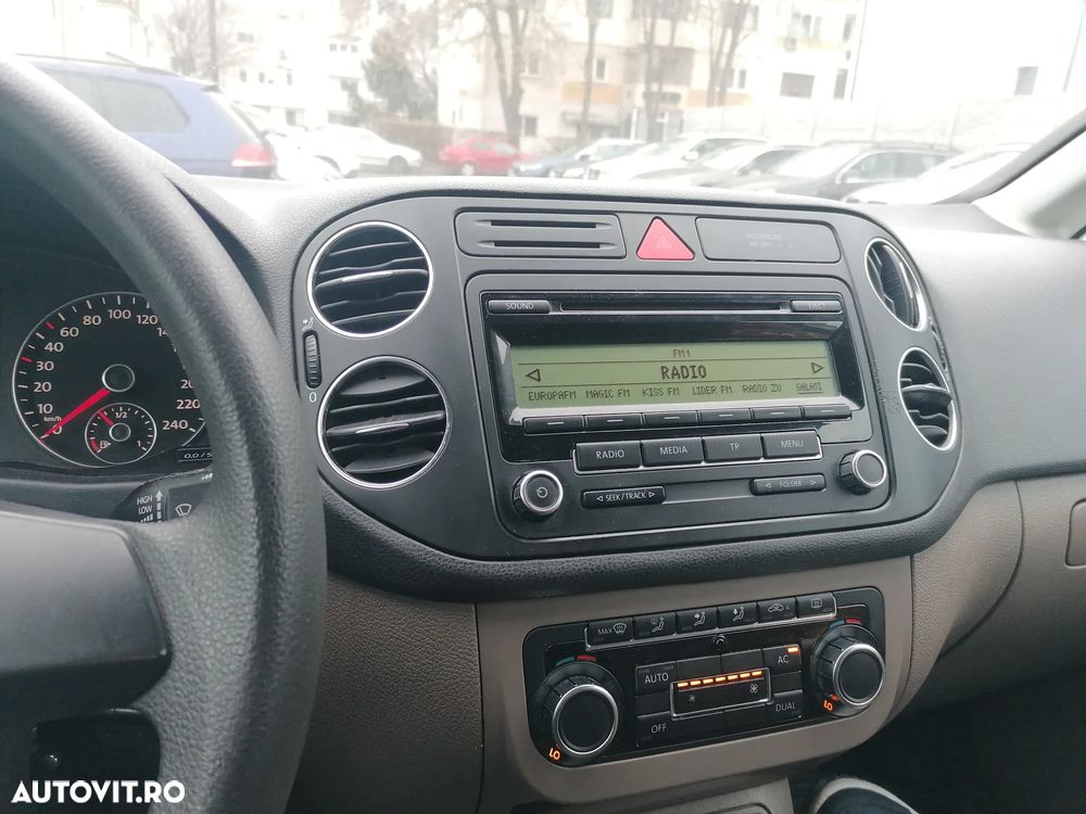 Volkswagen Golf Plus 1.6 Comfortline - 8