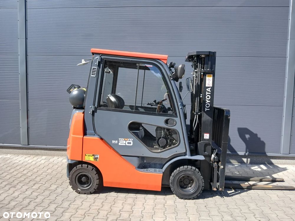 Toyota 02-8FGKF20 - 2