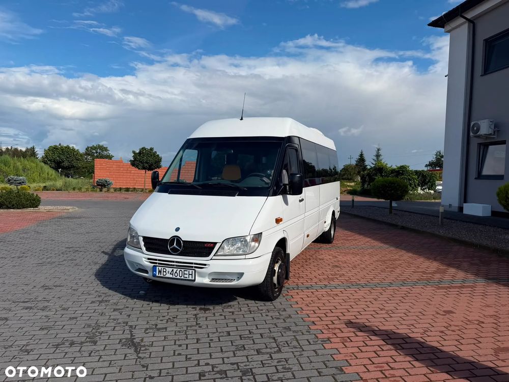 Mercedes-Benz Sprinter - 4