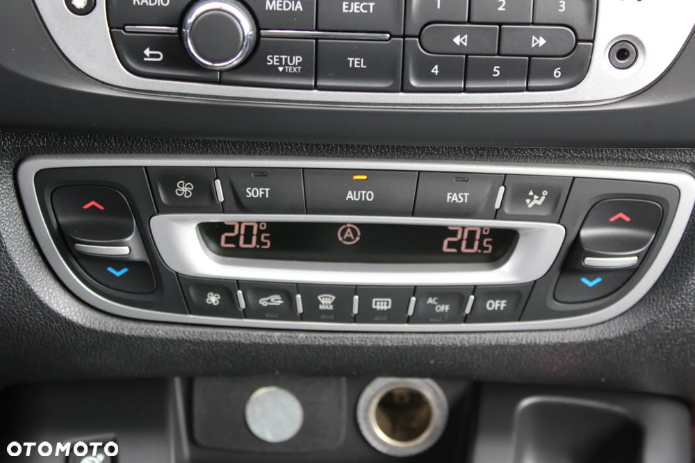 Renault Scenic Energy dCi 110 S&S Paris - 18