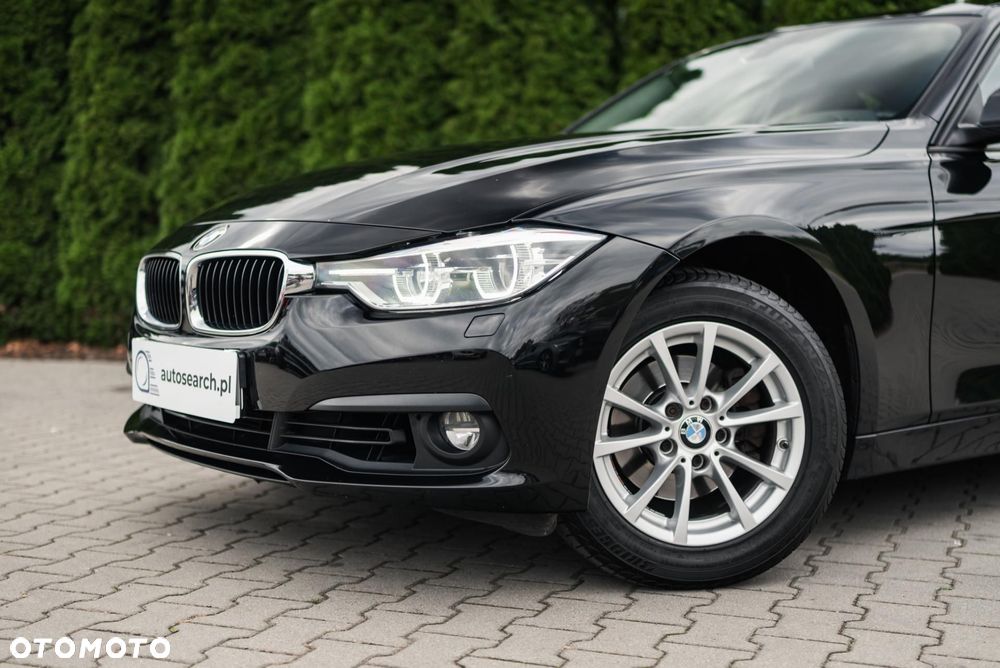 BMW Seria 3 - 35