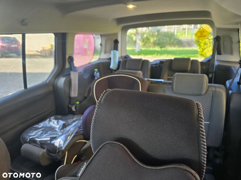 Ford Tourneo Connect 1.6 EcoBoost Titanium - 6