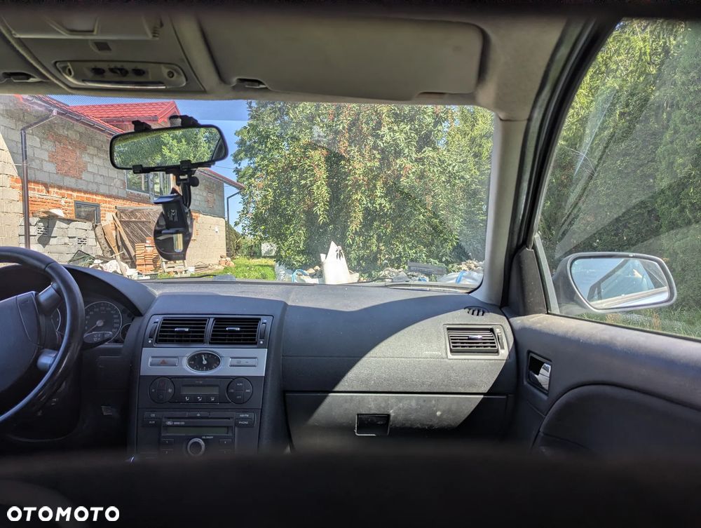 Ford Mondeo - 4