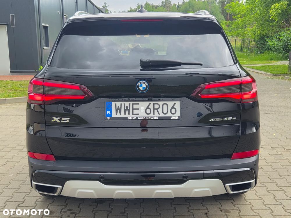 BMW X5 xDrive45e - 33