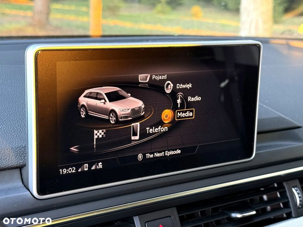 Audi A4 Avant 2.0 TDI quattro sport - 32