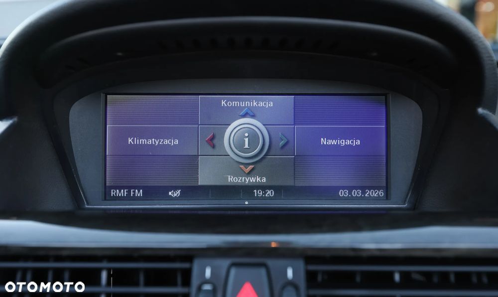 BMW Seria 6 650 i - 21