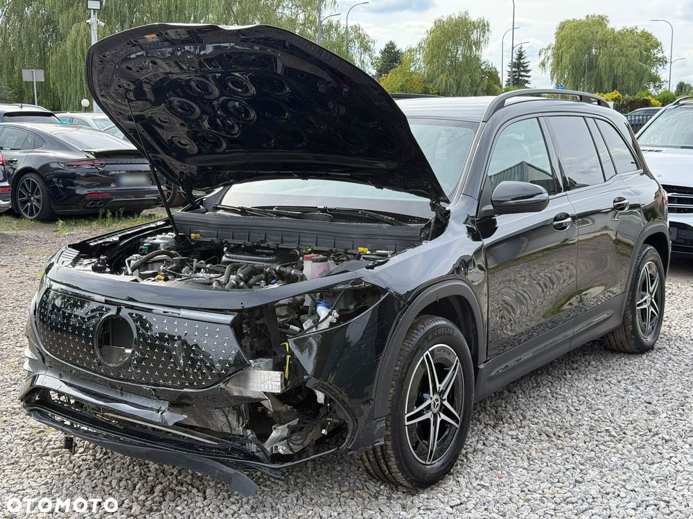 Mercedes-Benz EQB 300 4Matic AMG Line - 5