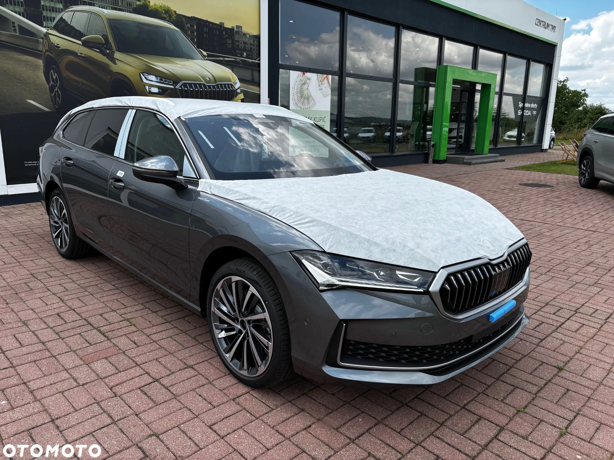 Skoda Superb 2.0 TDI SCR 4x4 L&K DSG - 4