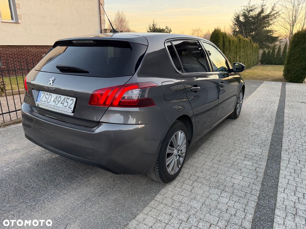 Peugeot 308 BlueHDi 130 Stop & Start Allure Business-Paket - 4