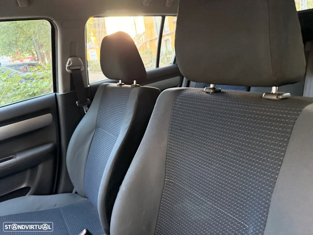 Suzuki Swift 1.3 DDiS Quiksilver - 10